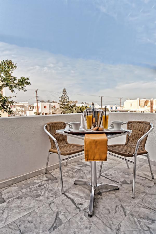 Sellada Hotel apartamentowy Kamári